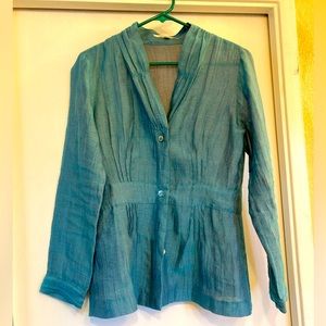 TravelSmith turquoise light long sleeve